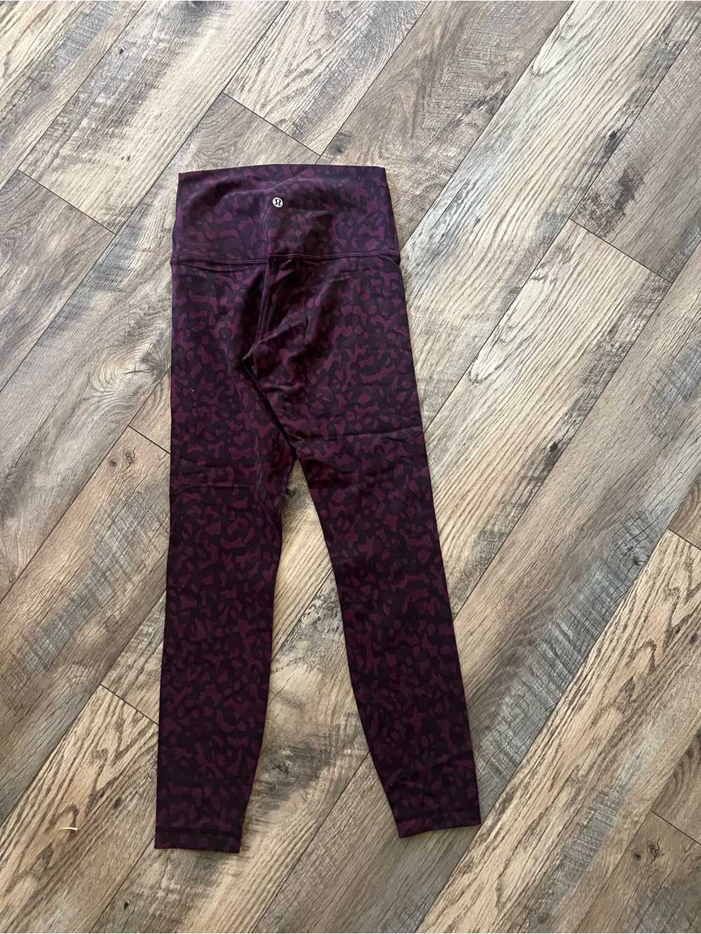 Lululemon align formation camo dark adobe size 4 - Picture 9 of 10